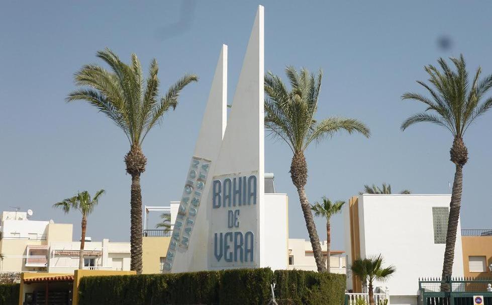 Bahia De Vera Apartamento Luisa Exterior foto